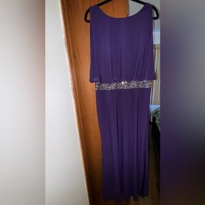 Formal JS Boutique Dress Size 10 - new with tags